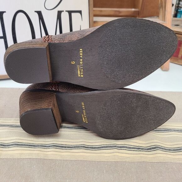 Very Volatile Colorful Cross-stitch Cowgirl Boots Size 9 - Picture 11 of 12